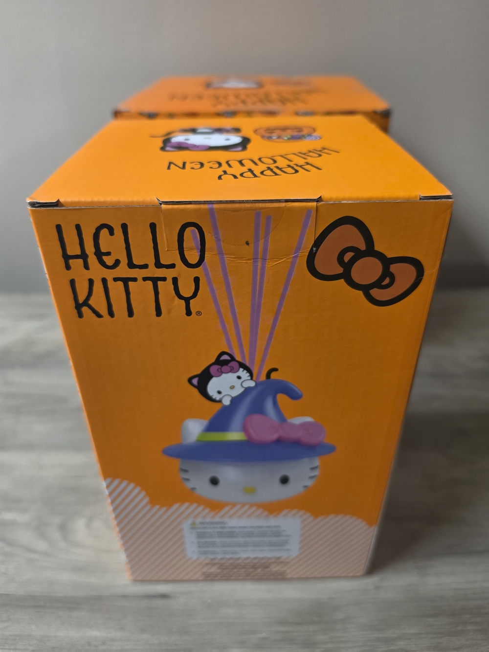 Hello Kitty Ceramic Reed Diffuser And LED Aroma Fan Bundle - Picture 9 of 9